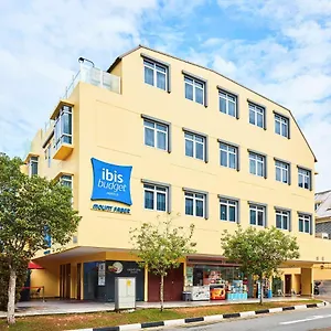 https://fragrance-hotel-royal.singapore-best-hotels.net