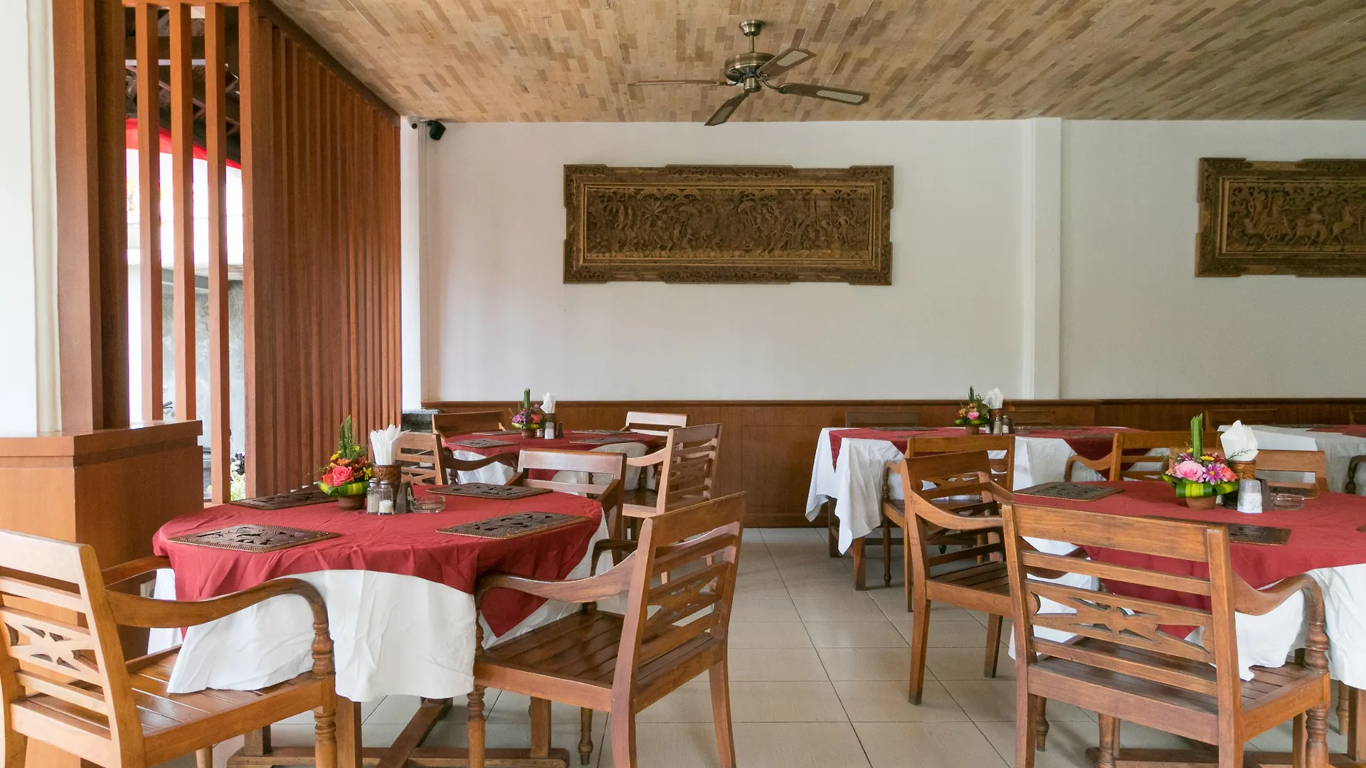 Hotel Sinar Bali Legian  Legian (Bali)